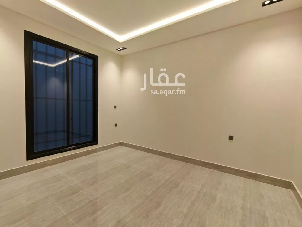 5 bedroom villa in Al Rimal 23