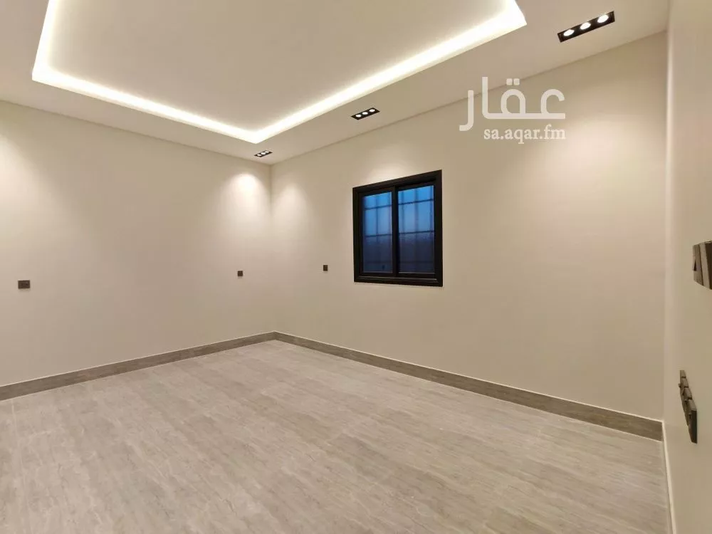 5 bedroom villa in Al Rimal 9