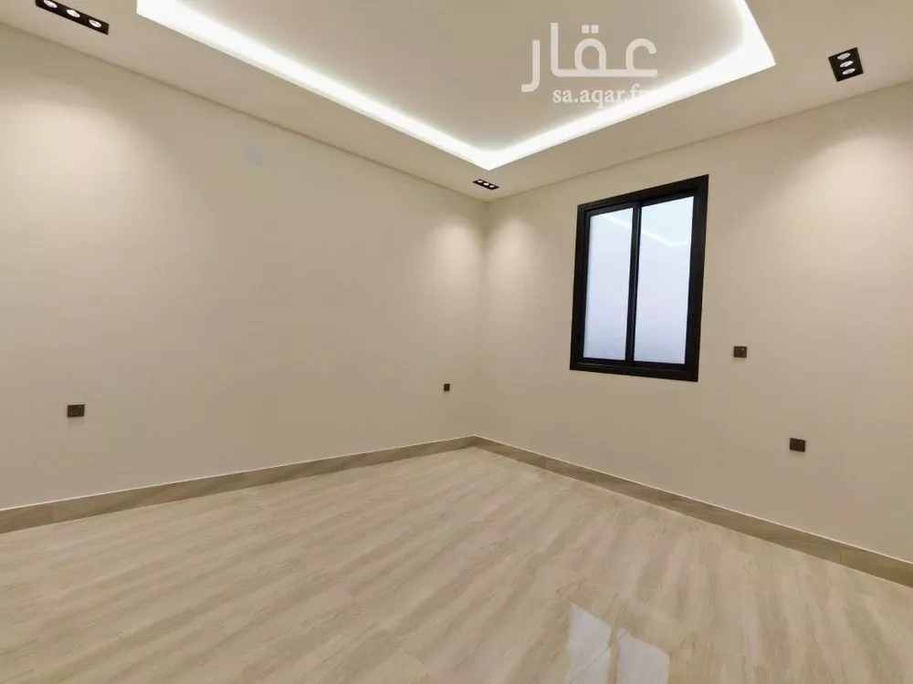 فيلا 5 غرف في الرمال 15