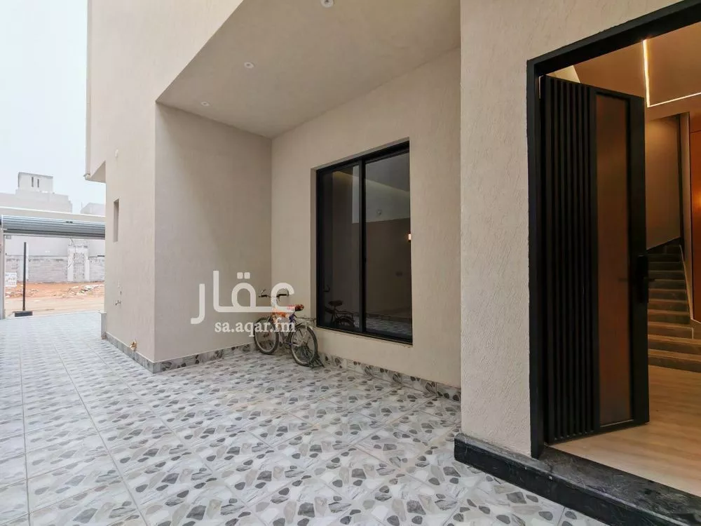 فيلا 5 غرف في الرمال 3