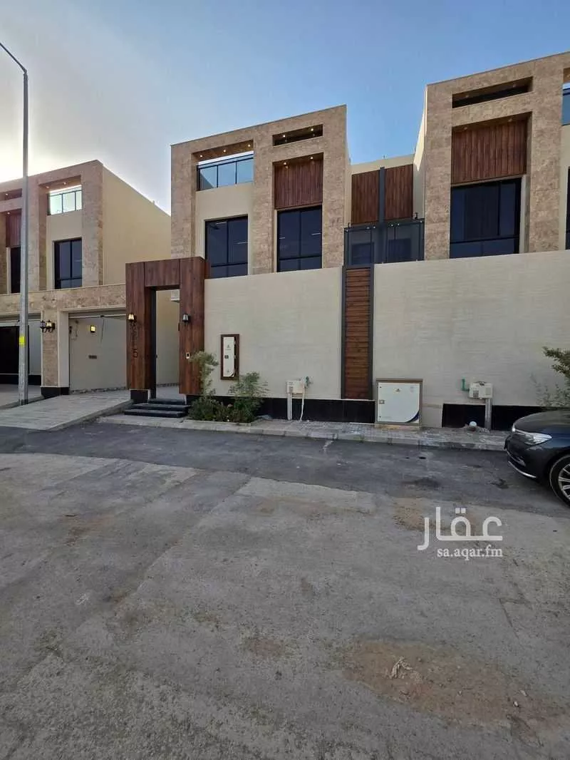 6 bedroom villa in Al Rimal 2