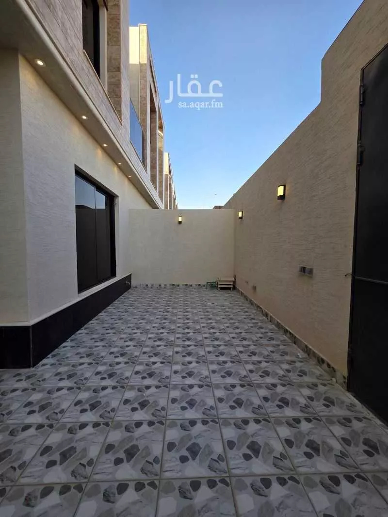 6 bedroom villa in Al Rimal 5