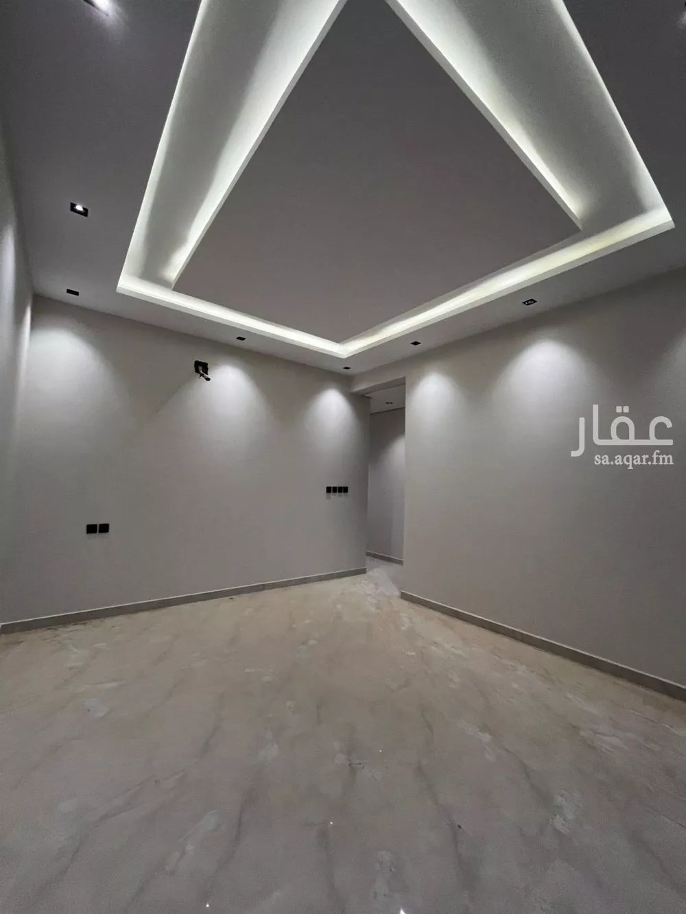 5 bedroom villa in Al Mahdiyyah 12