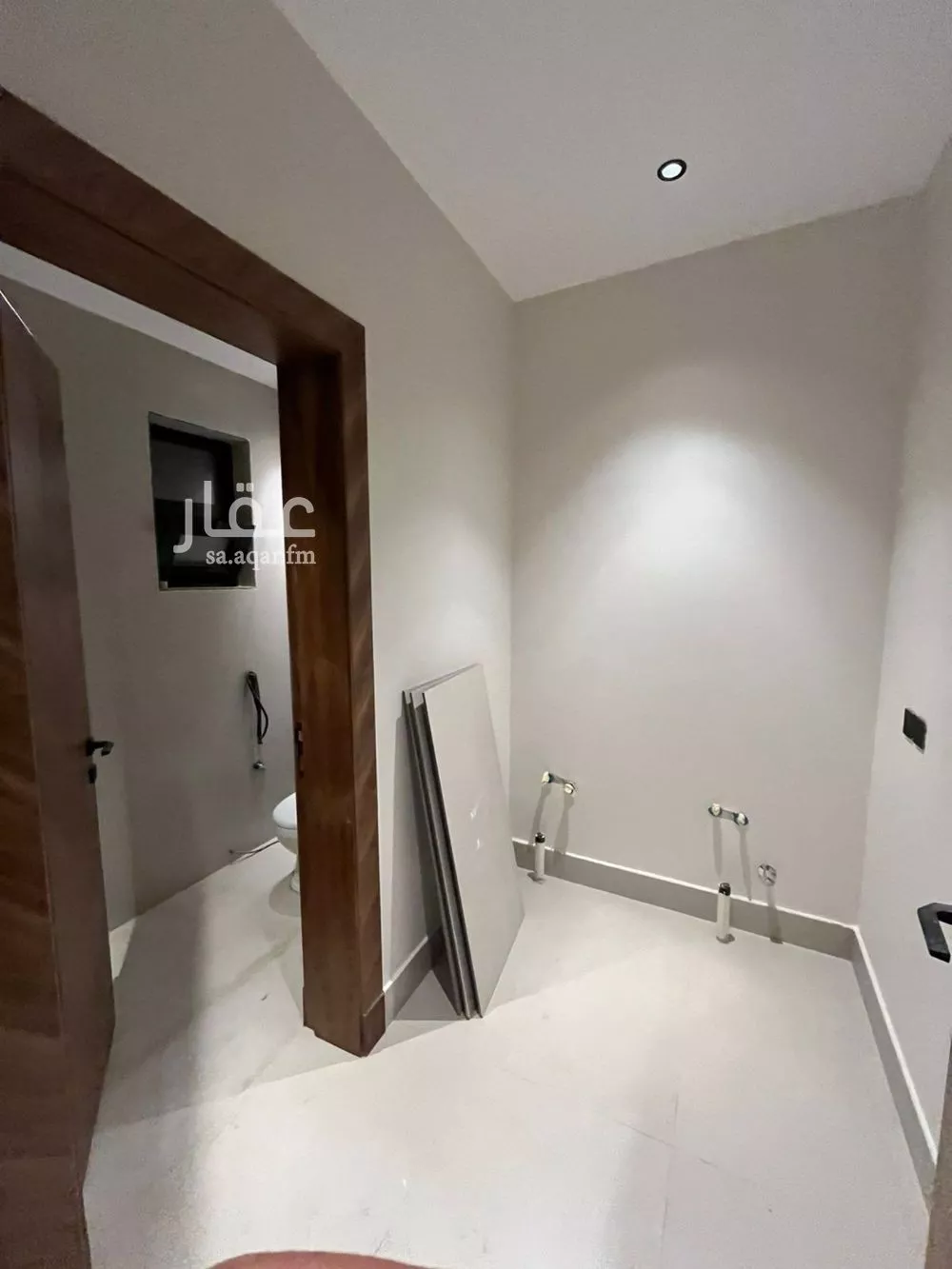 5 bedroom villa in Al Mahdiyyah 4