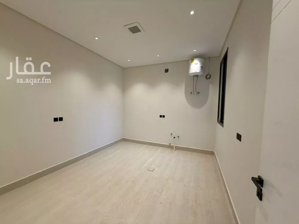 5 bedroom villa in Tuwaiq 13