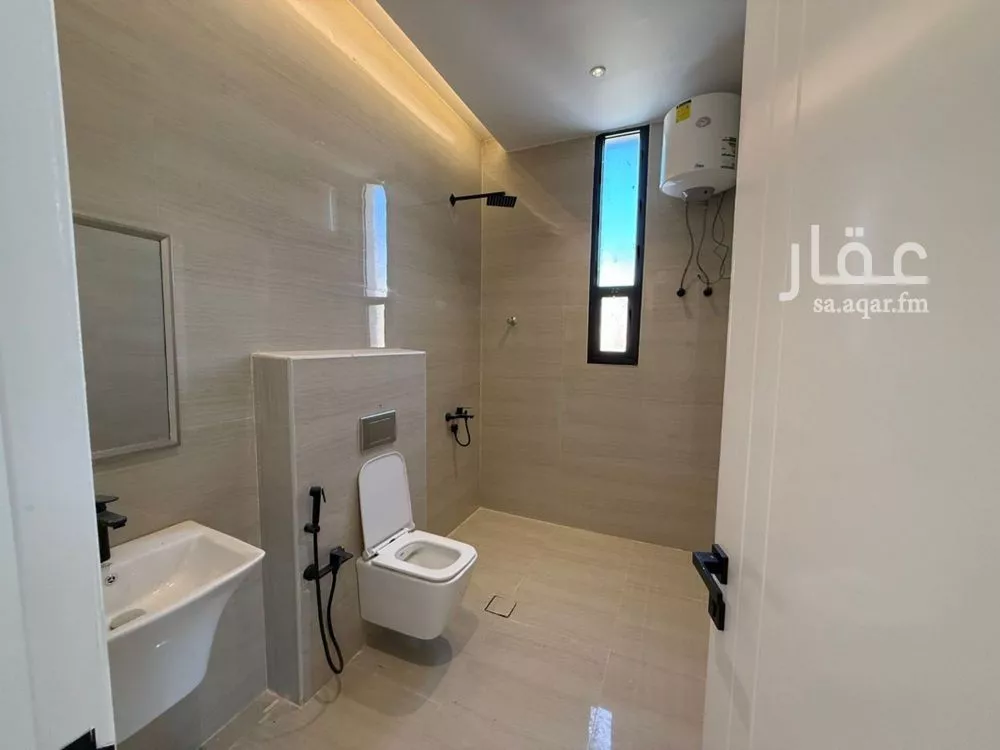 5 bedroom villa in Tuwaiq 14