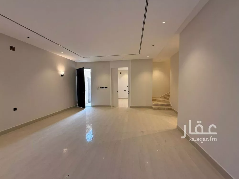 5 bedroom villa in Tuwaiq 18