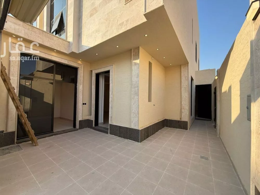 5 bedroom villa in Tuwaiq 4