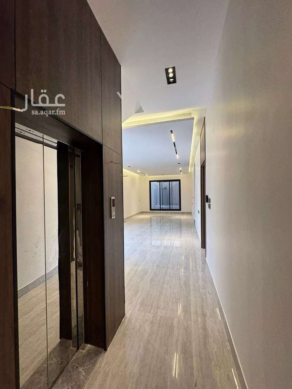 5 bedroom villa in Al Rimal 4