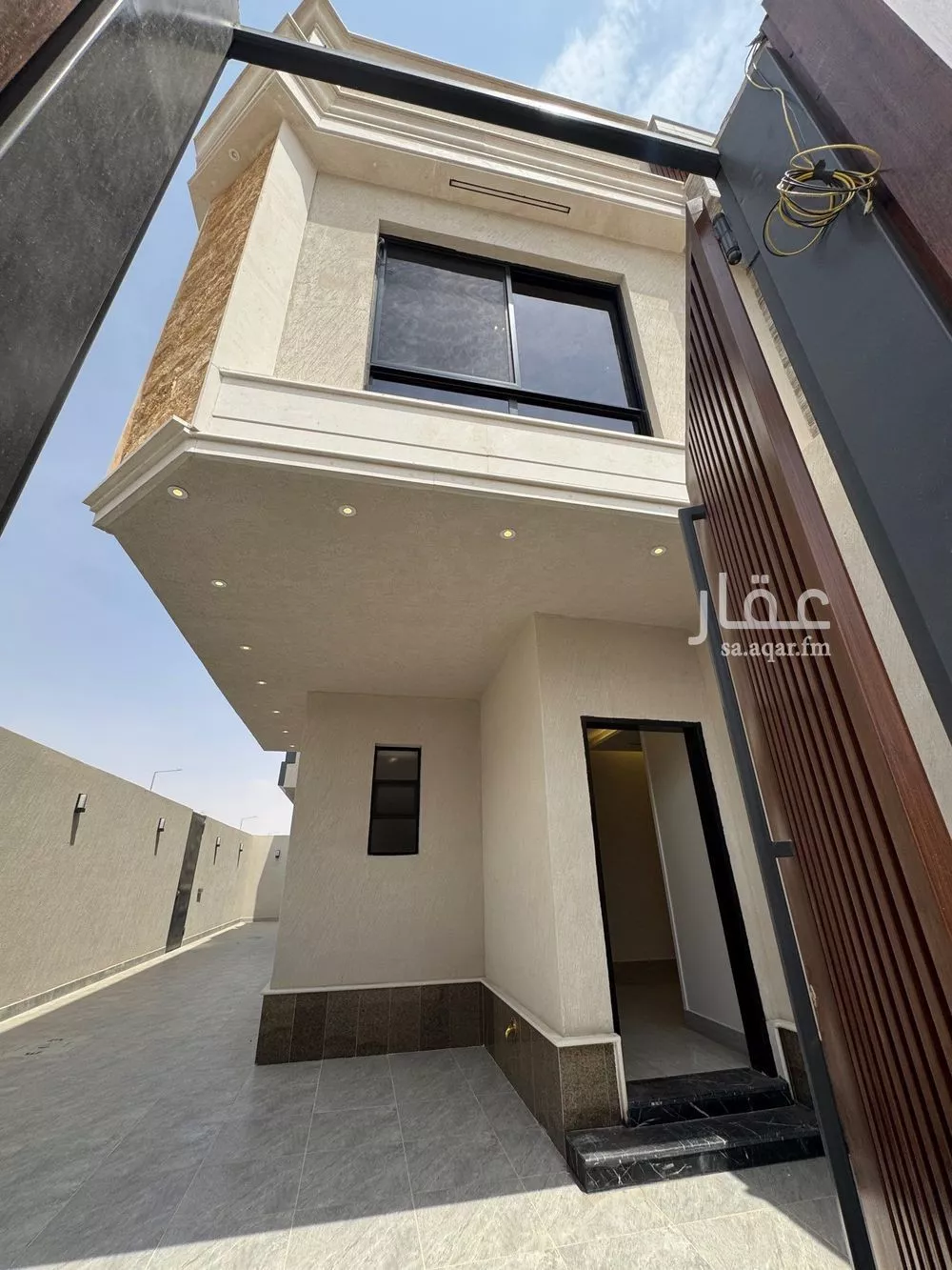 5 bedroom villa in Al Rimal 6