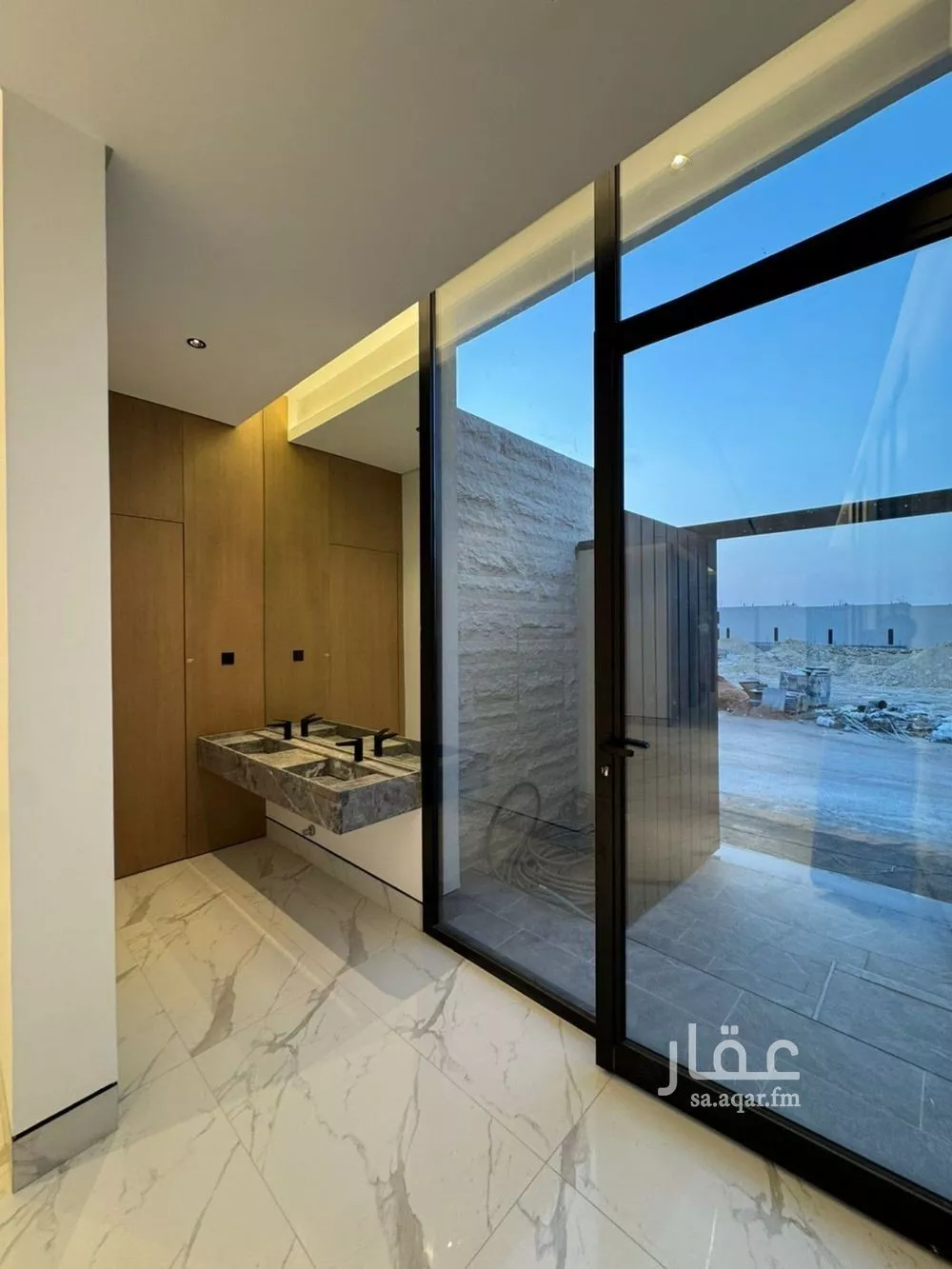 5 bedroom villa in Al Narjis 2