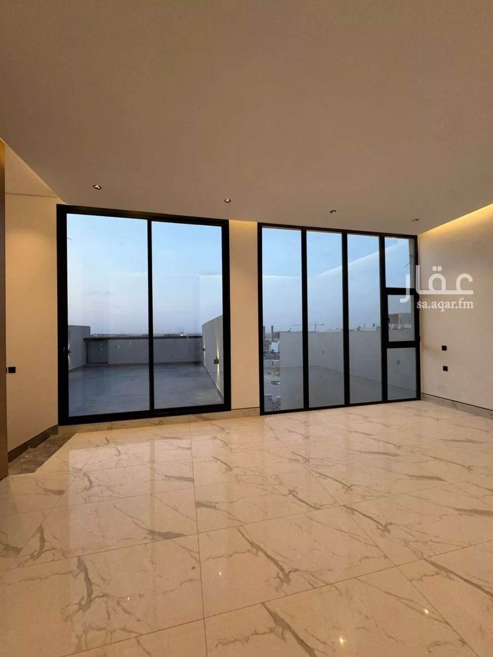 5 bedroom villa in Al Narjis 19
