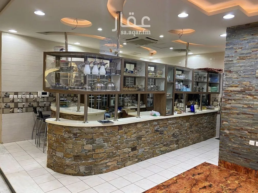 5 bedroom villa in Al Narjis 10