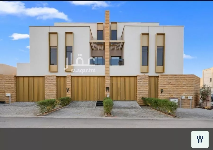 4 bedroom villa in Al Narjis 6