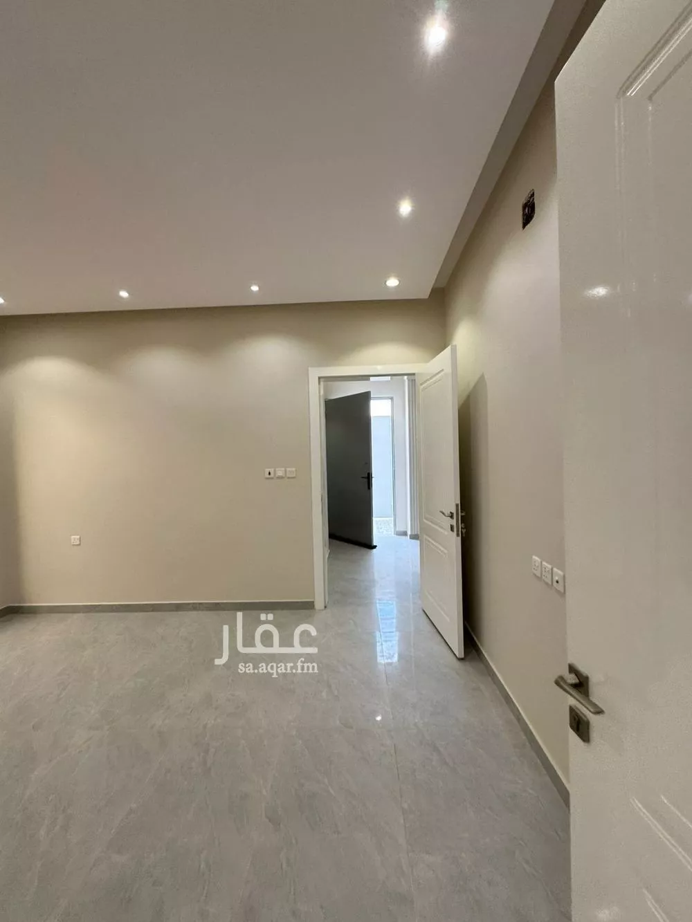 9 bedroom villa in Al Janadriyah 21