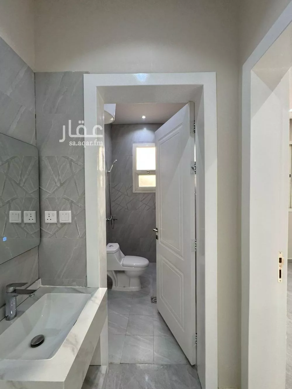 9 bedroom villa in Al Janadriyah 22