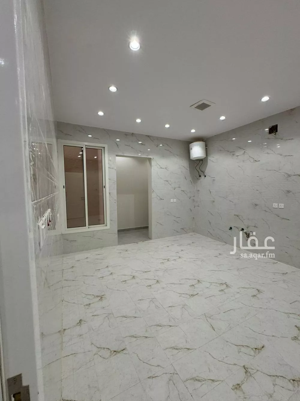 9 bedroom villa in Al Janadriyah 6