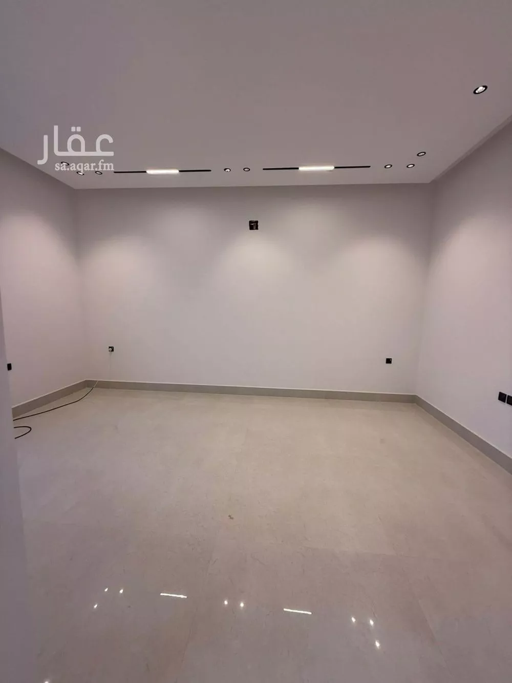 فيلا 7 غرف في المهدية 10