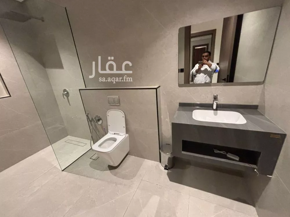 شقة 3 غرف في العارض 8