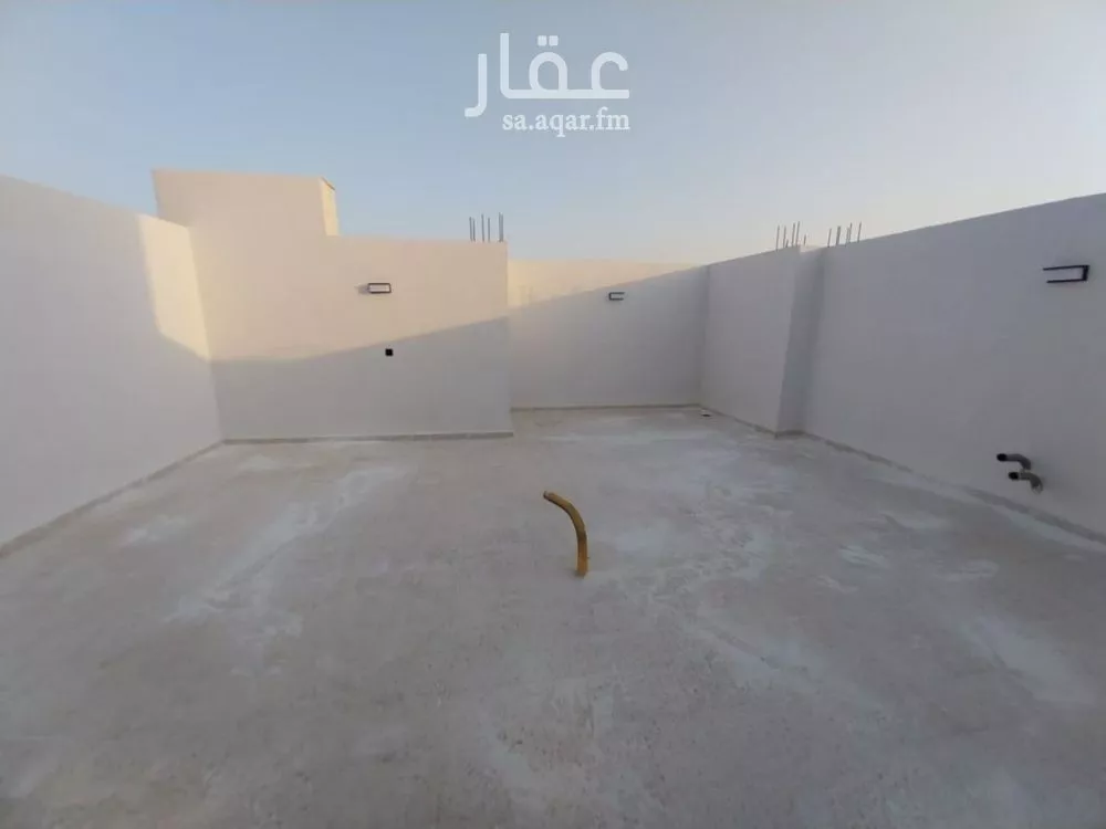 5 bedroom villa in Al Uraija Al Gharbiyah 18