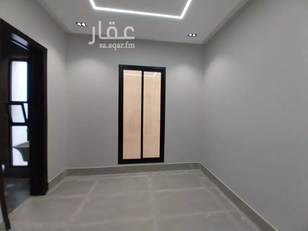 5 bedroom villa in Al Uraija Al Gharbiyah 20