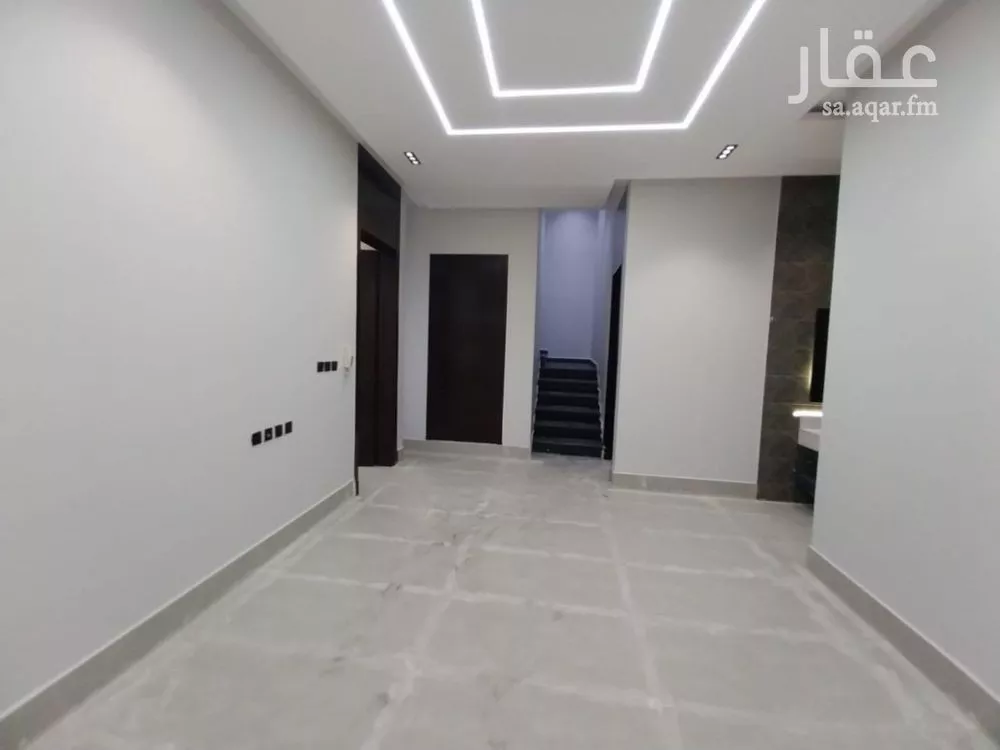 5 bedroom villa in Al Uraija Al Gharbiyah 5