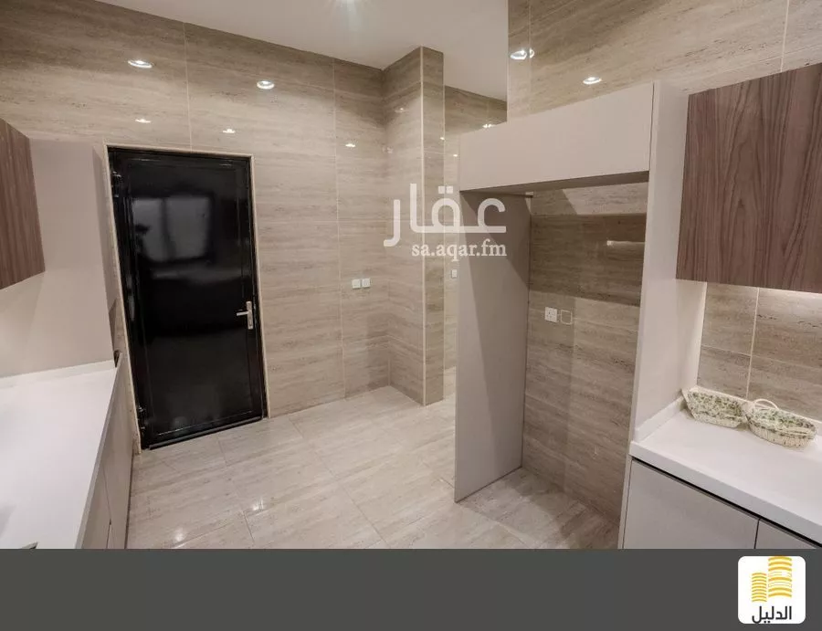 فيلا 4 غرف في الفنار 12