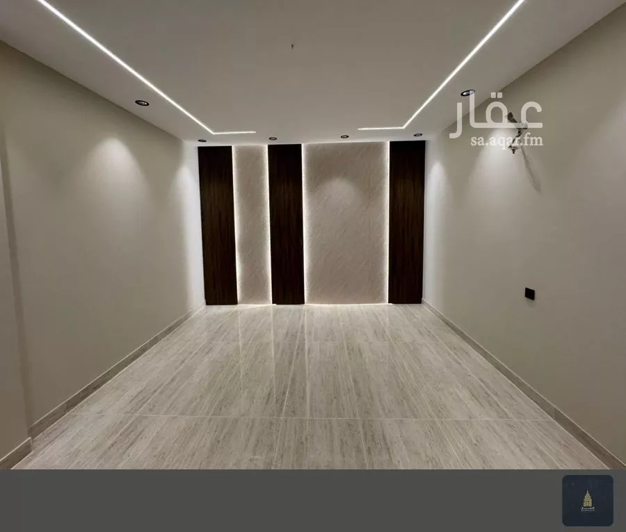 419 sqm building in King Fahd 5