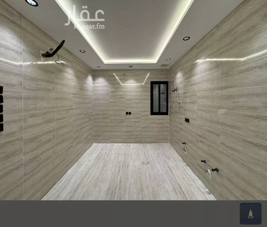 419 sqm building in King Fahd 8
