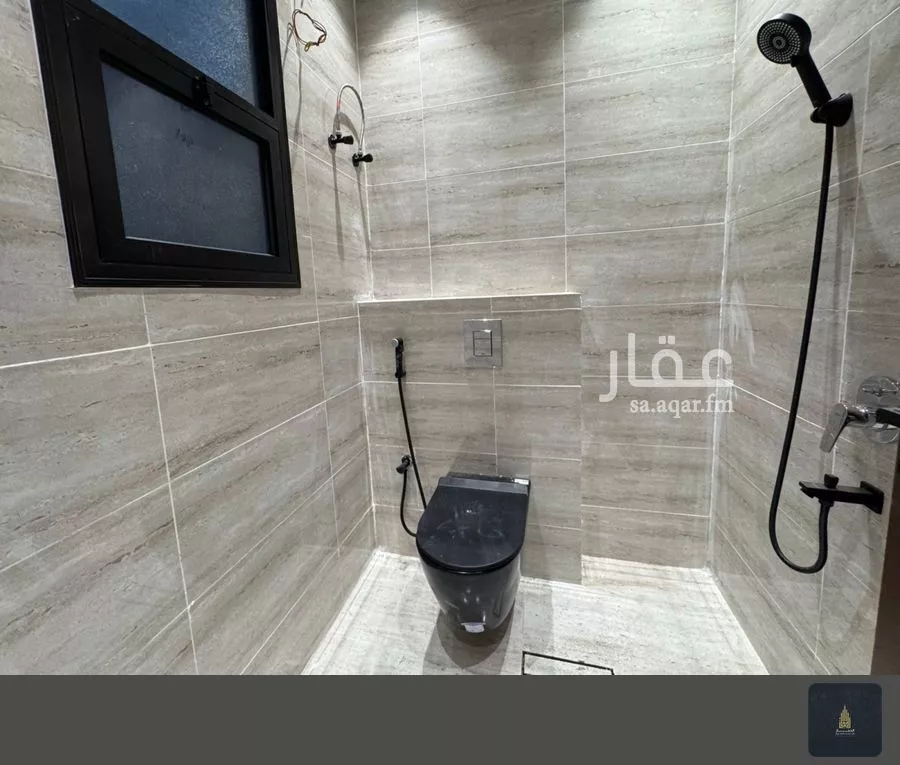 419 sqm building in King Fahd 10