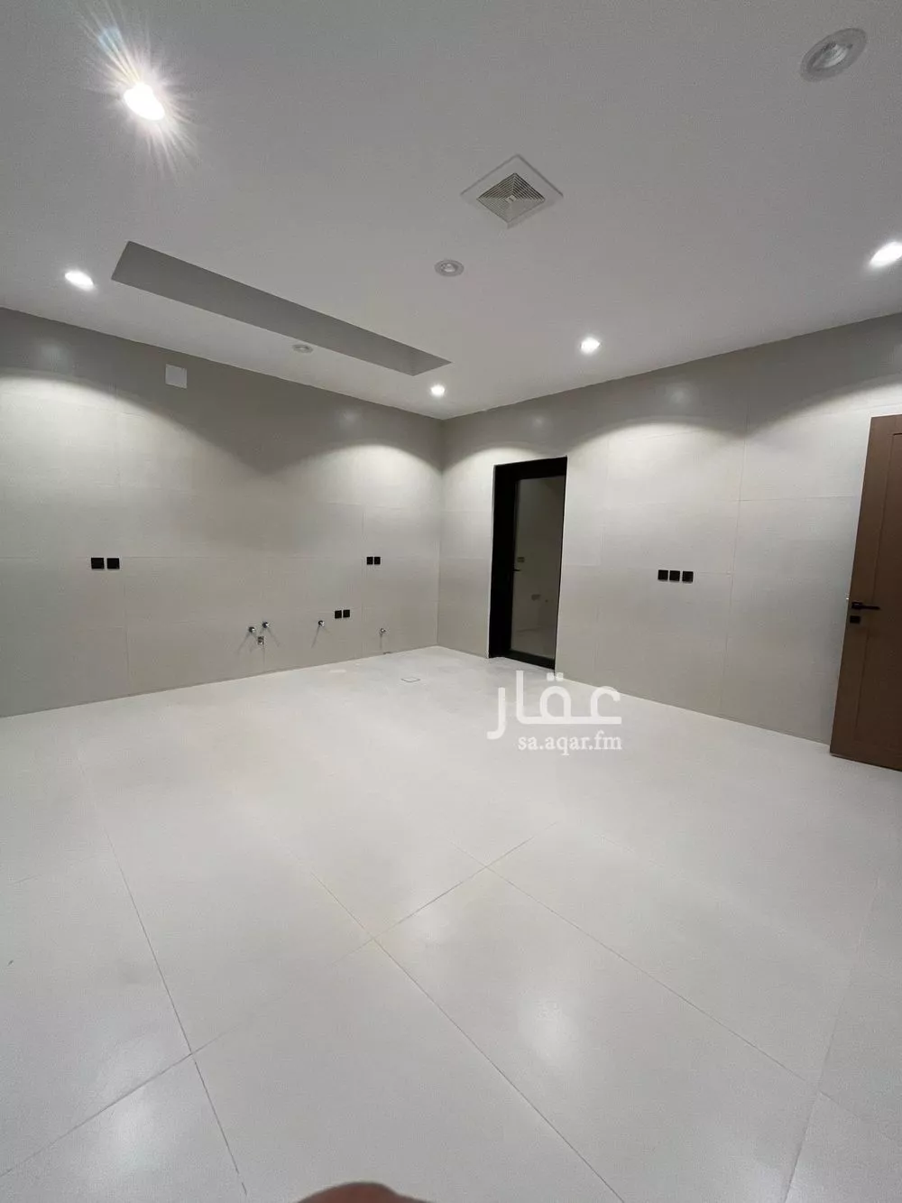 6 bedroom villa in Al Mahdiyyah 7