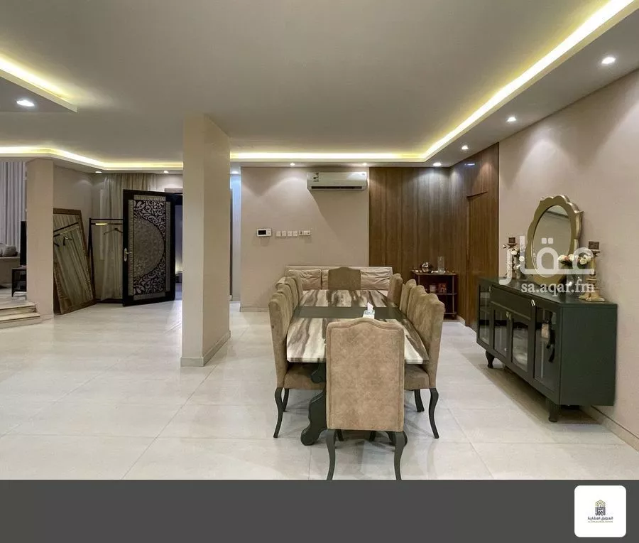 8 bedroom villa in Al Manar 13