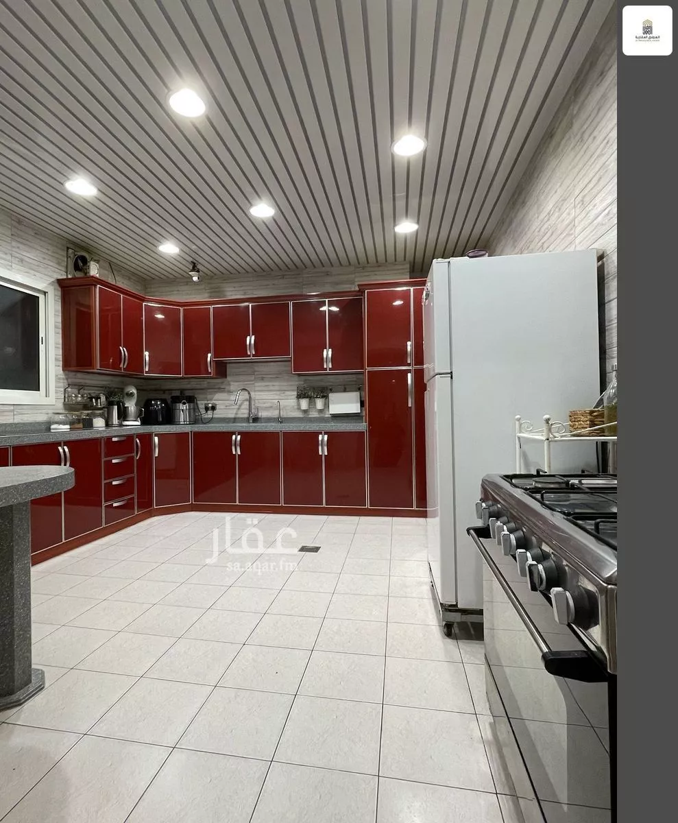 8 bedroom villa in Al Manar 9