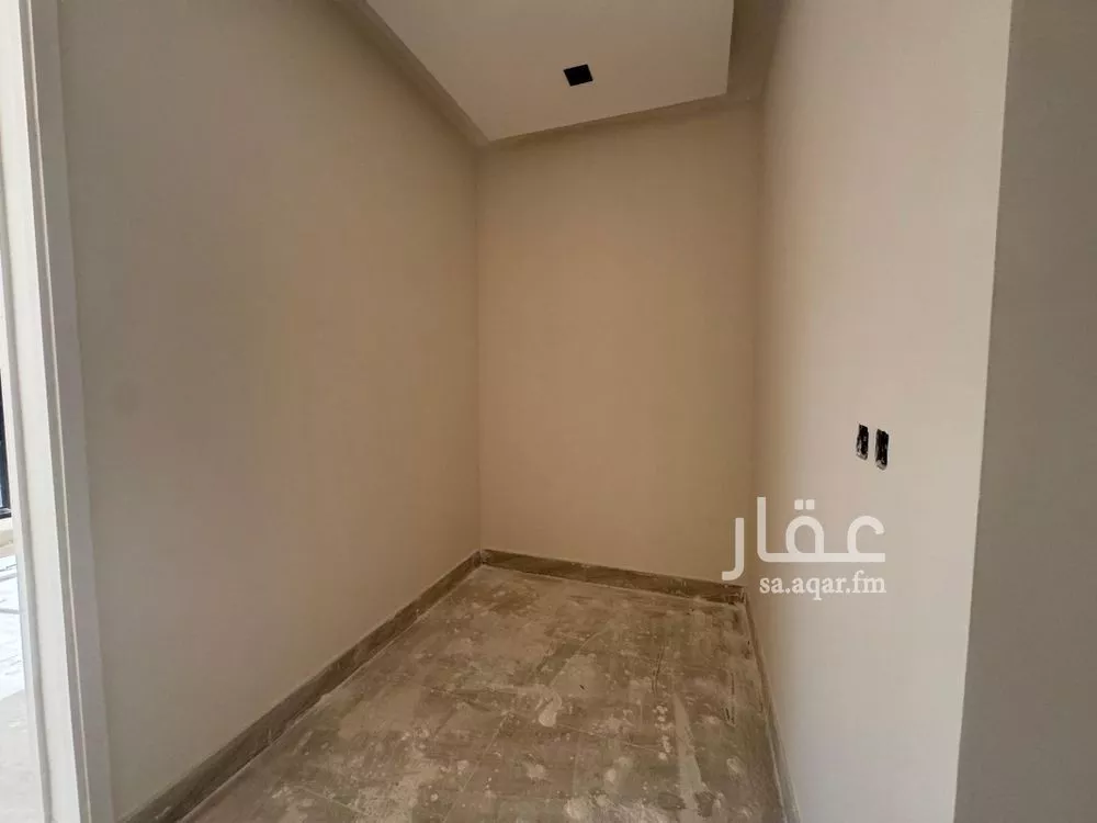 فيلا 5 غرف في الرمال 7
