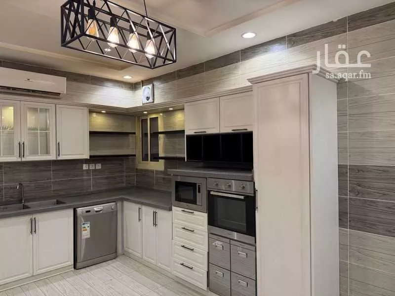 5 bedroom villa in Al Lulu 21
