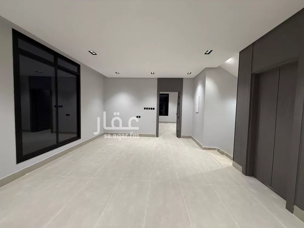 6 bedroom villa in Tuwaiq 10