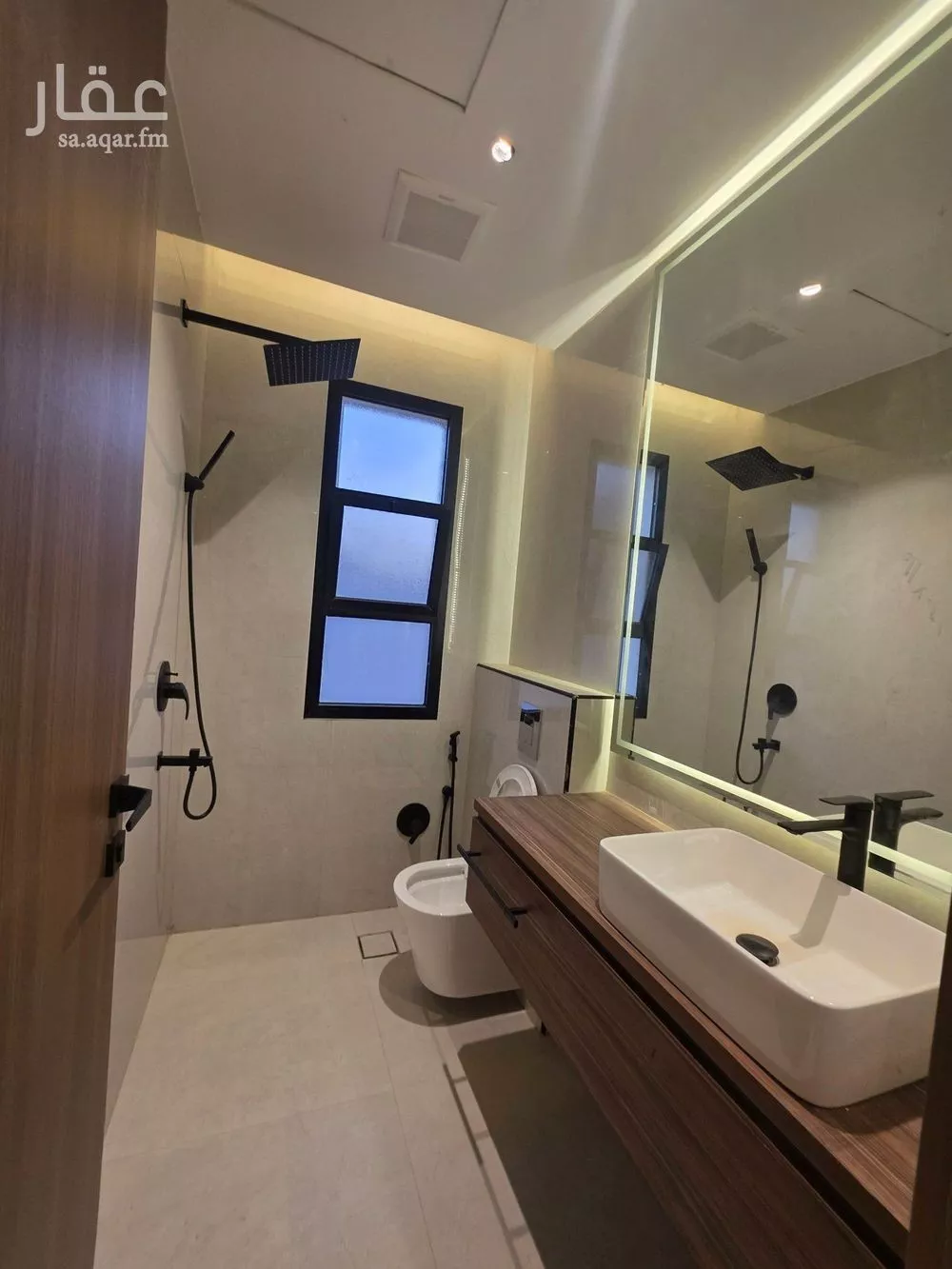 7 bedroom villa in Al Uraija Al Gharbiyah 17