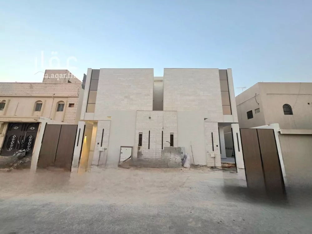 7 bedroom villa in Al Uraija Al Gharbiyah 6