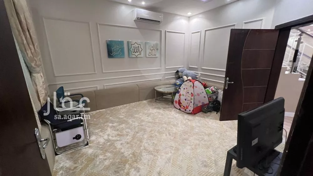 7 bedroom villa in Al Aridh 4