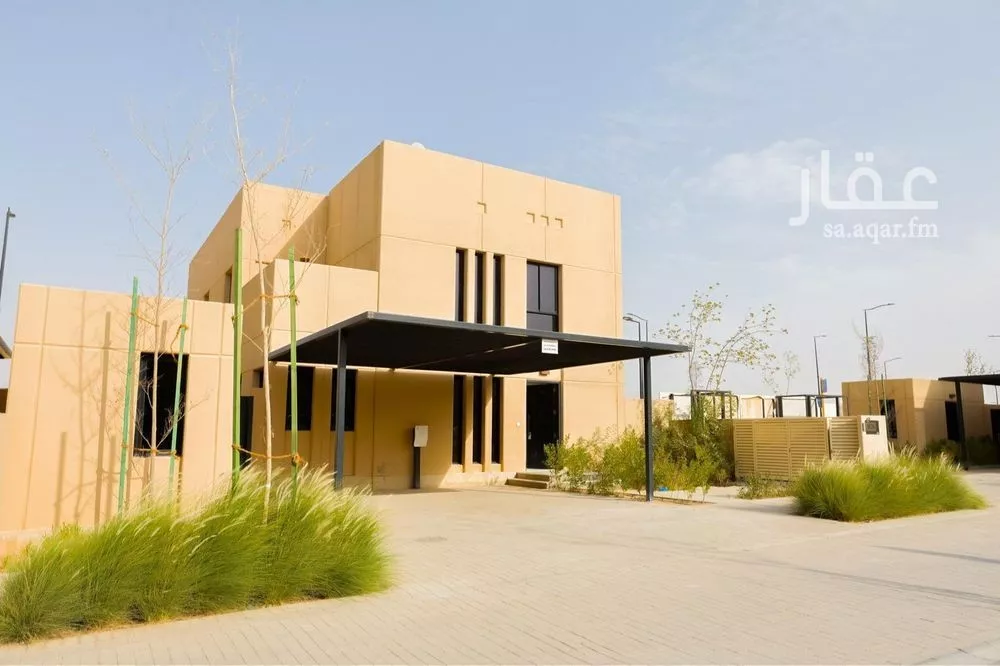 5 bedroom villa in Al Munsiyah 2