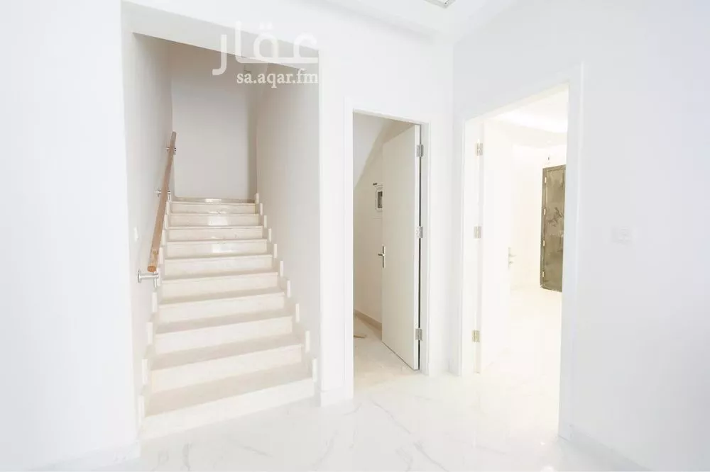 5 bedroom villa in Al Munsiyah 10