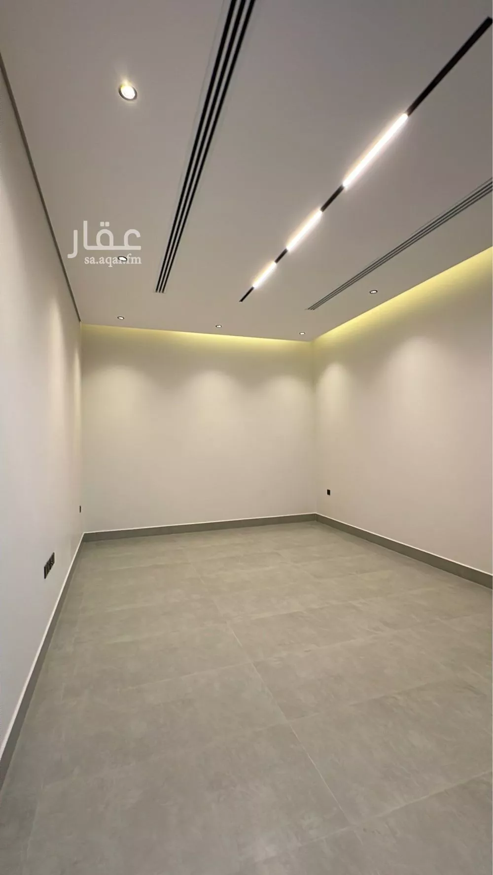4 bedroom villa in Al Aridh 11