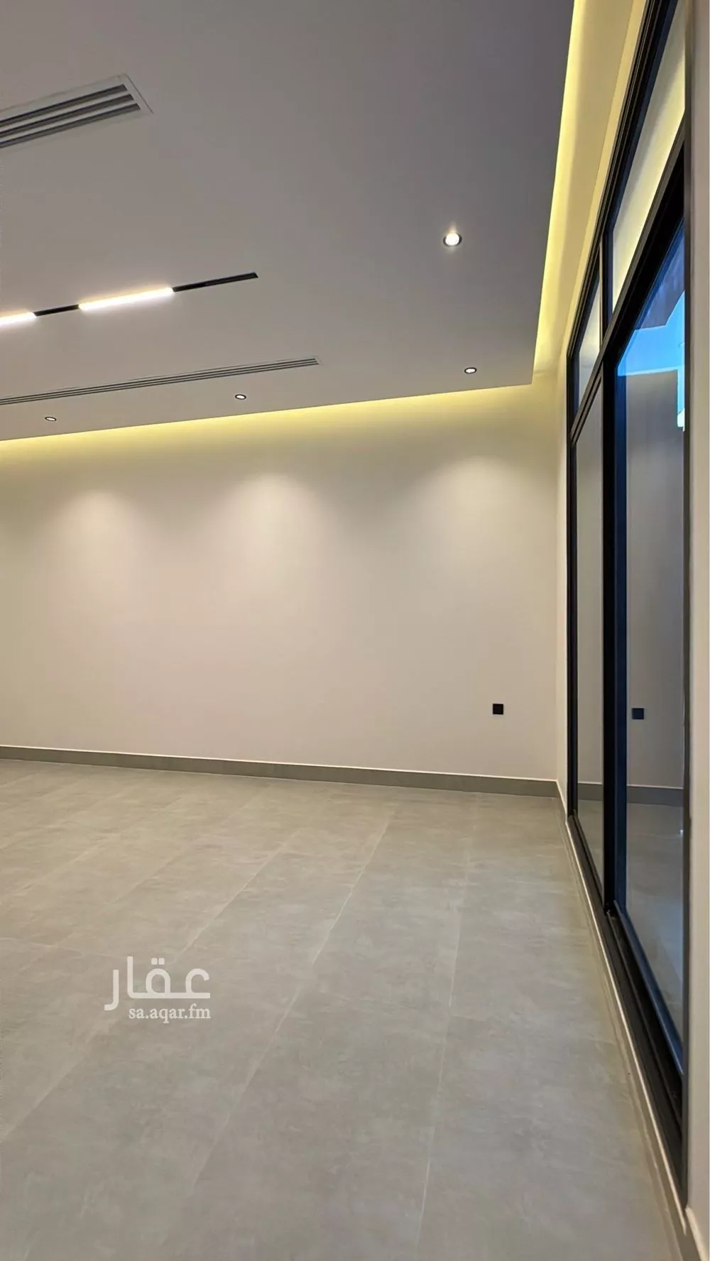 4 bedroom villa in Al Aridh 13
