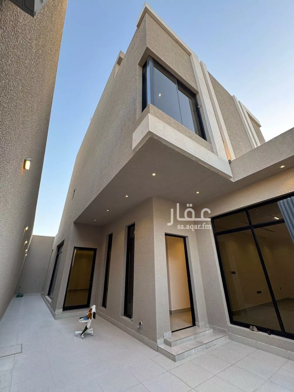 4 bedroom villa in Al Aridh 6