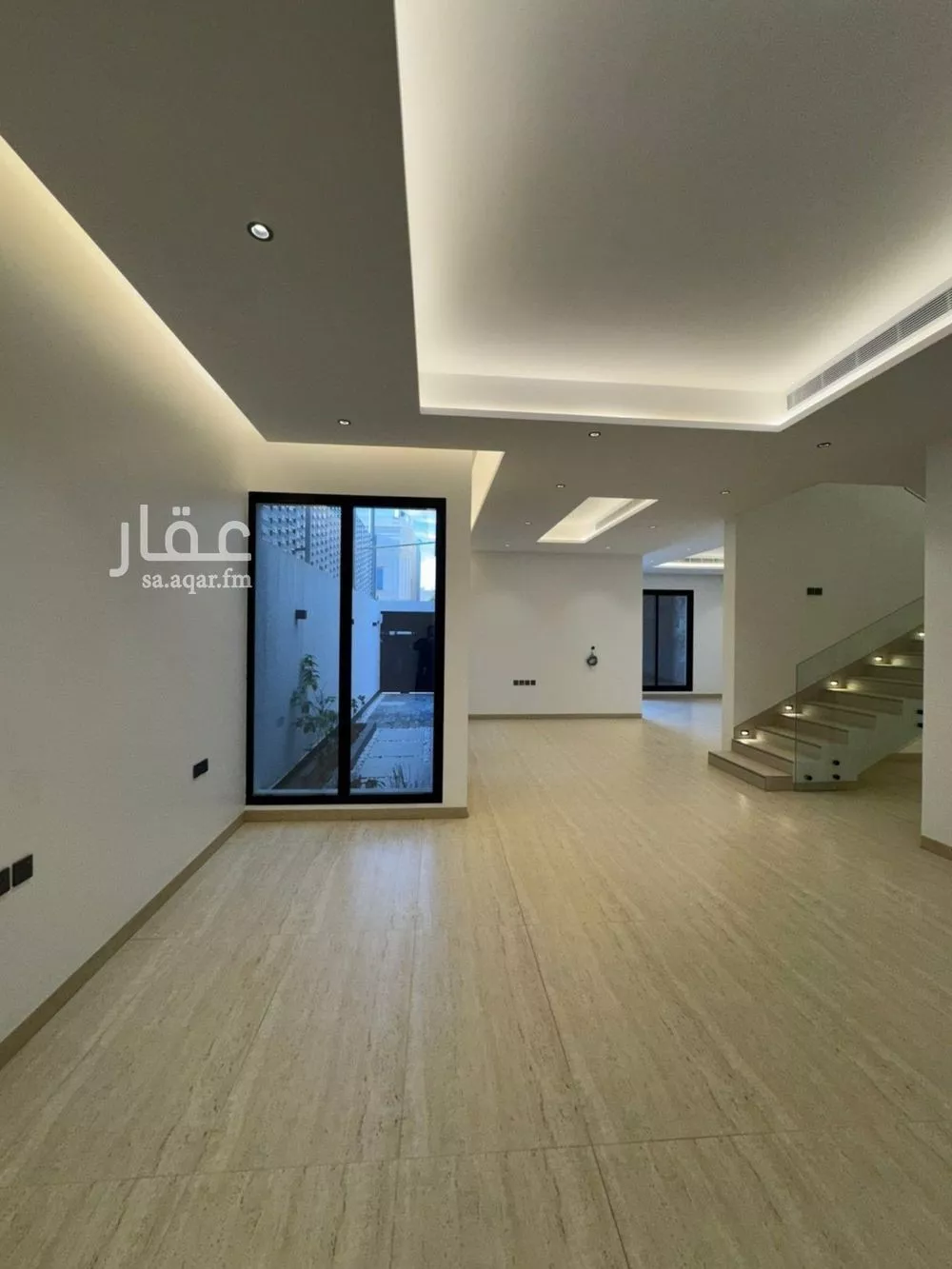 4 bedroom villa in Al Aridh 6