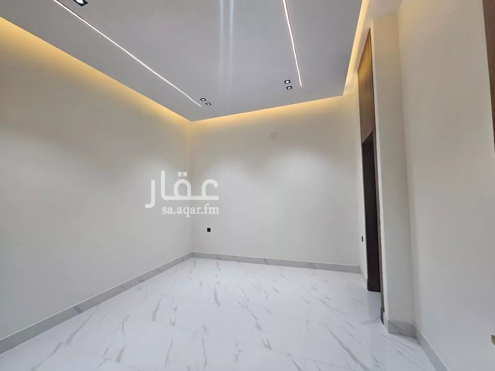 فيلا 5 غرف في النرجس 18