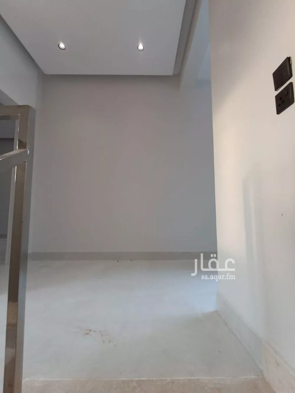 فيلا 6 غرف في العريجاء الغربية 10