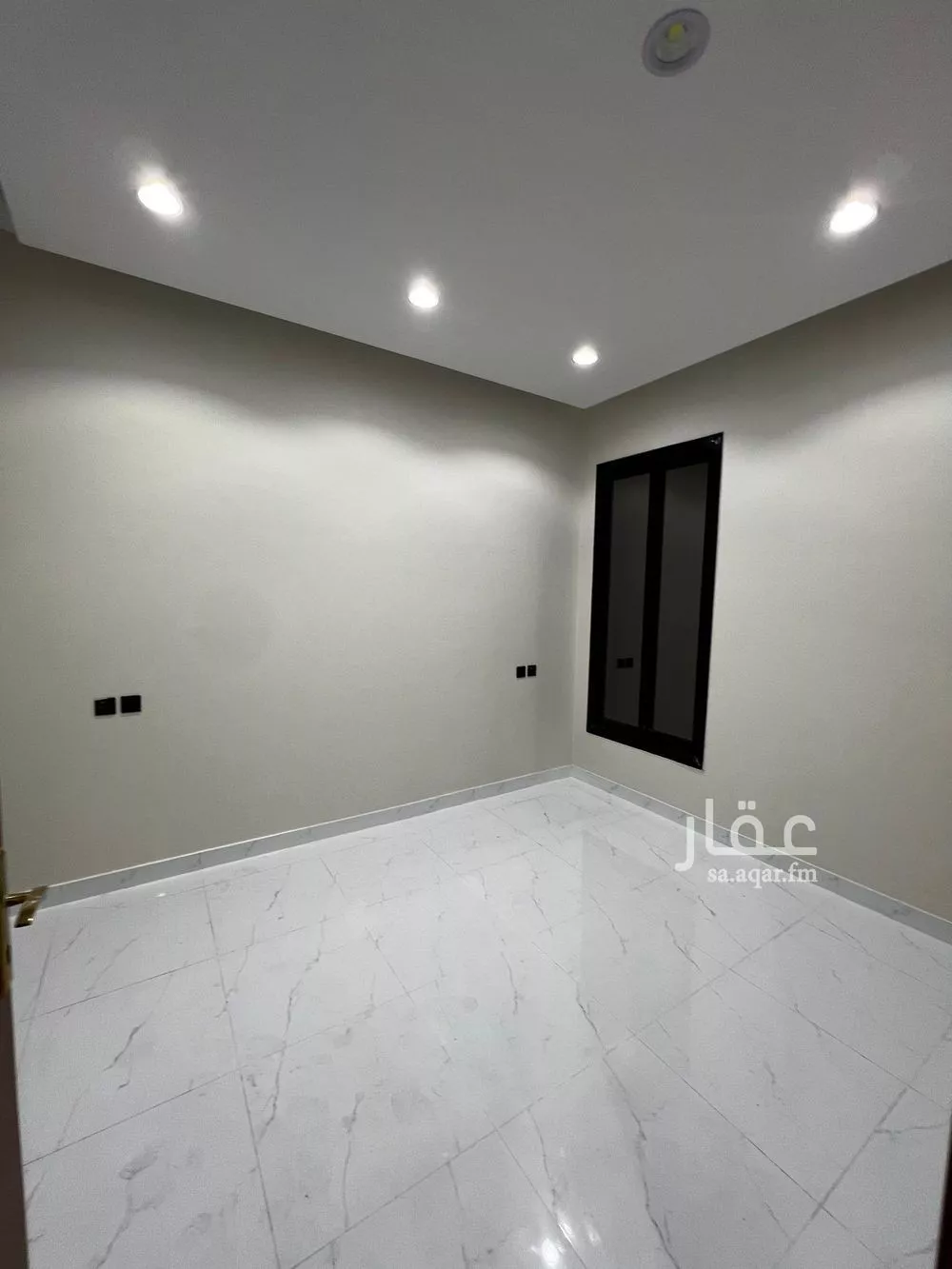 5 bedroom villa in Dhahrat Laban 16