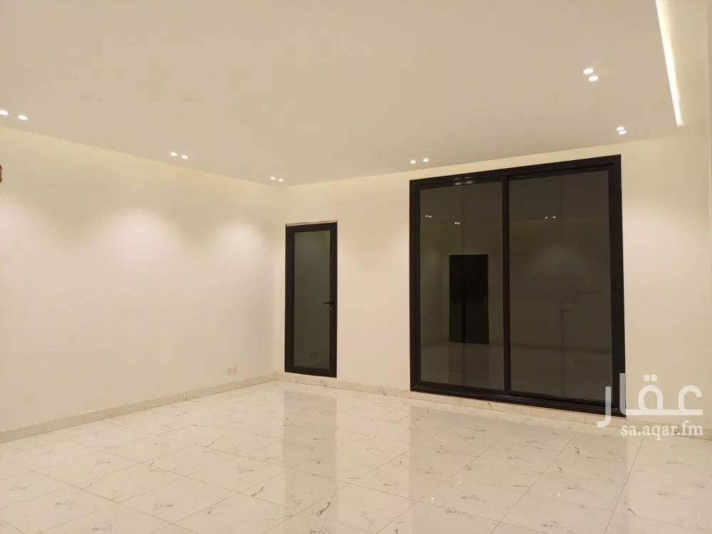 4 bedroom villa in Al Aridh 12