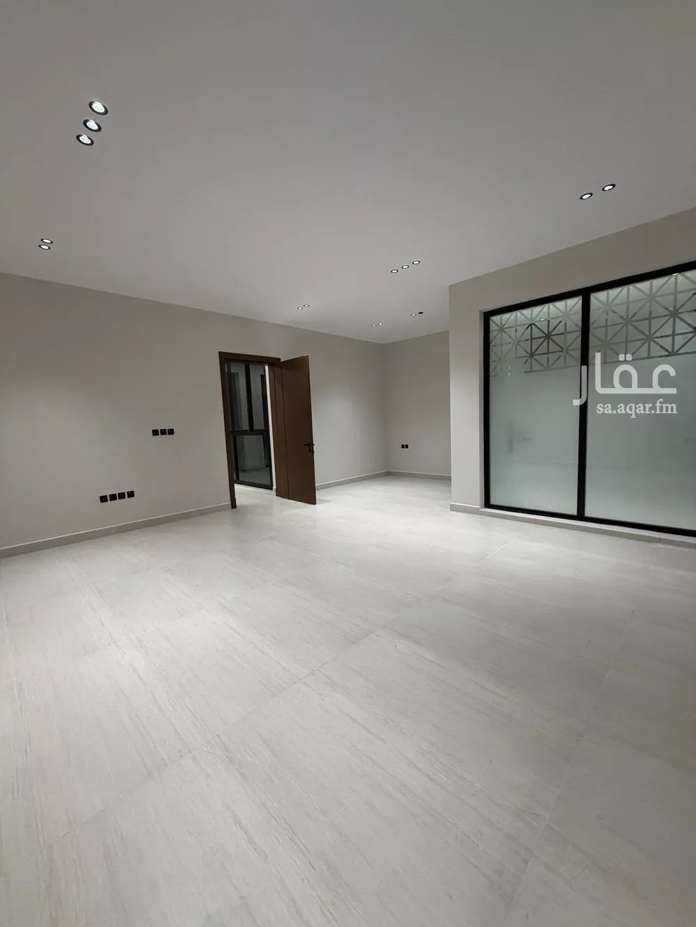 6 bedroom villa in Al Mahdiyyah 15
